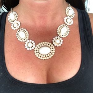 Statement necklace